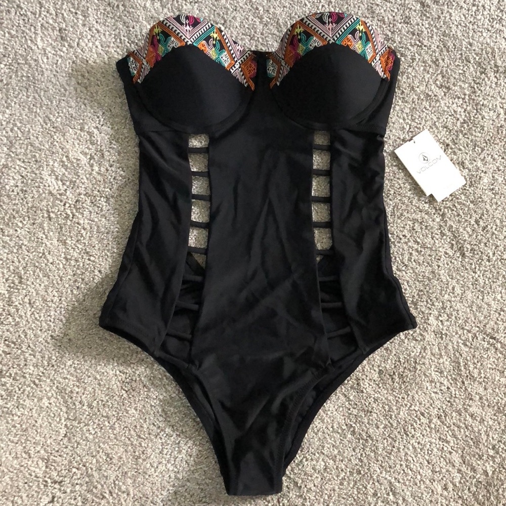 Bathing suit